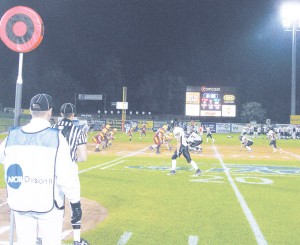 Battling Bulldogs <span class='credit'>Photo By: Kristyn Sonnenberg | Photo Editor</span><span class='description'>Battling Bulldogs. The Ferris State Bulldogs battle on against the Michigan Tech Huskies this Saturday at Comstock Park.</span>